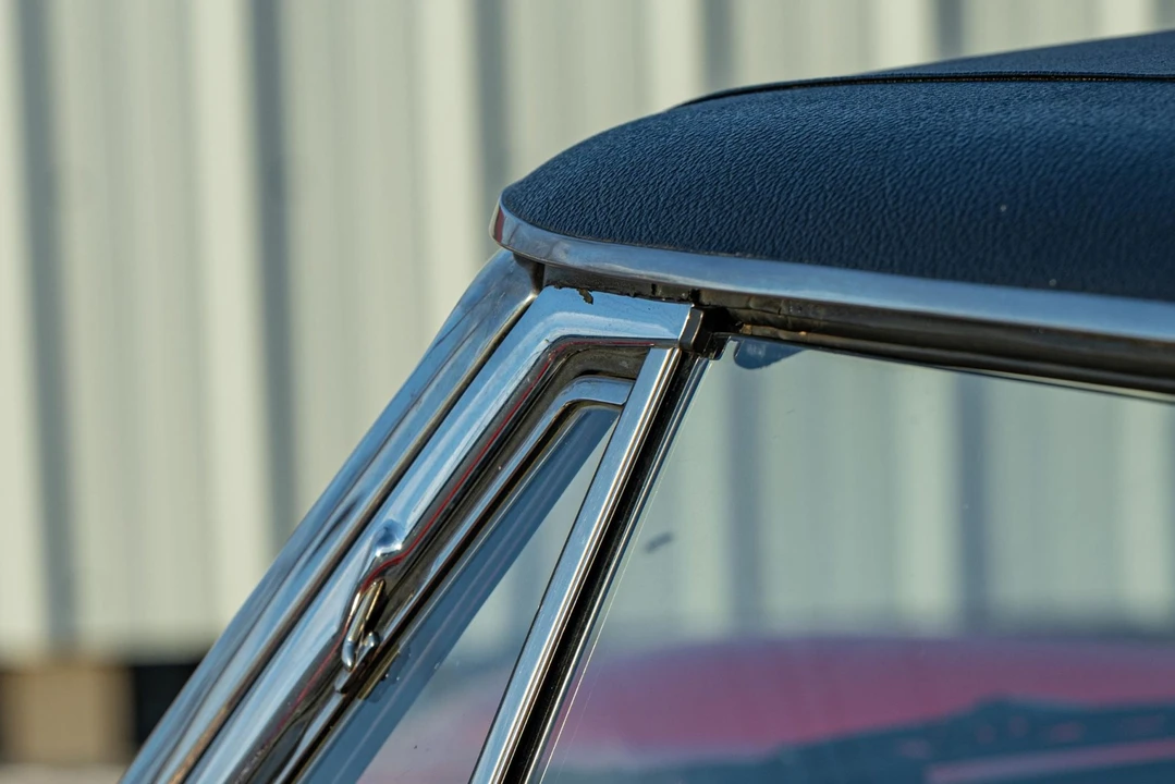 1963 Chevrolet Corvette C2 - Image 28 of 31