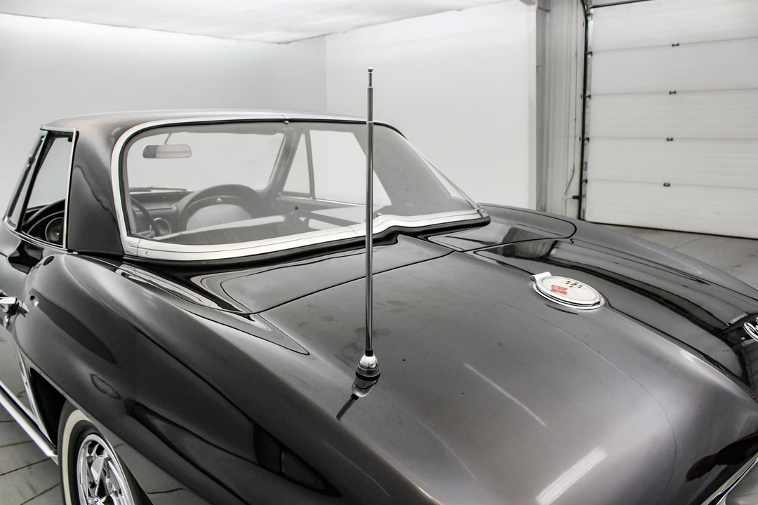 1963 Chevrolet Corvette C2 - Image 26 of 31