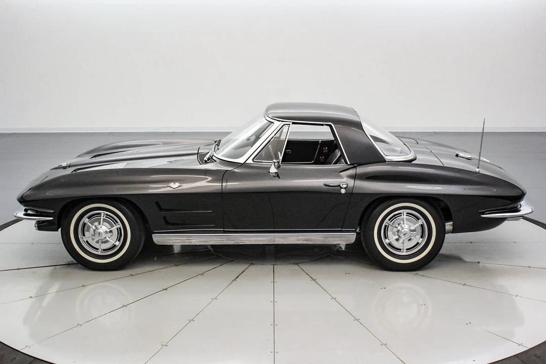 1963 Chevrolet Corvette C2 - Image 11 of 31