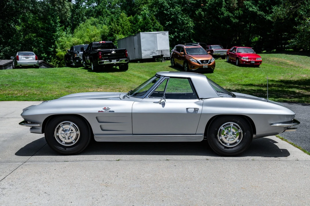 1963 Chevrolet Corvette C2 - Image 3 of 31