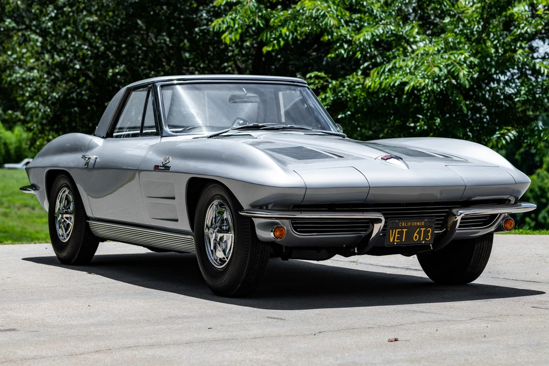 1963 Chevrolet Corvette C2 - Image 11 of 31