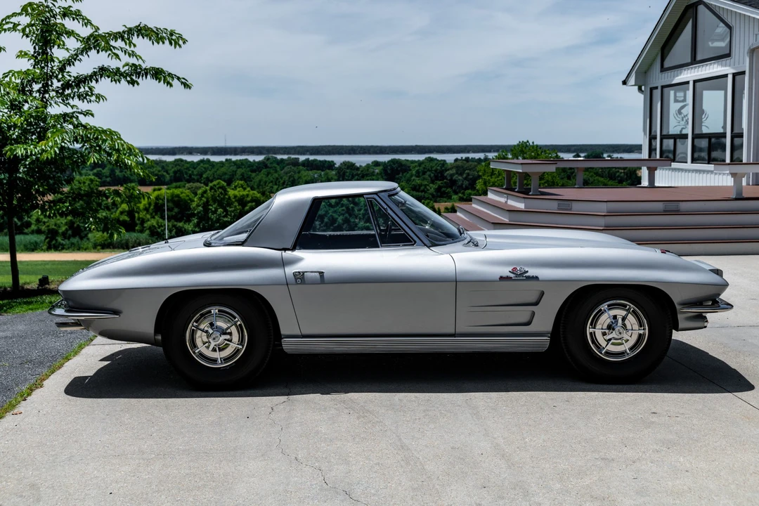 1963 Chevrolet Corvette C2 - Image 10 of 31