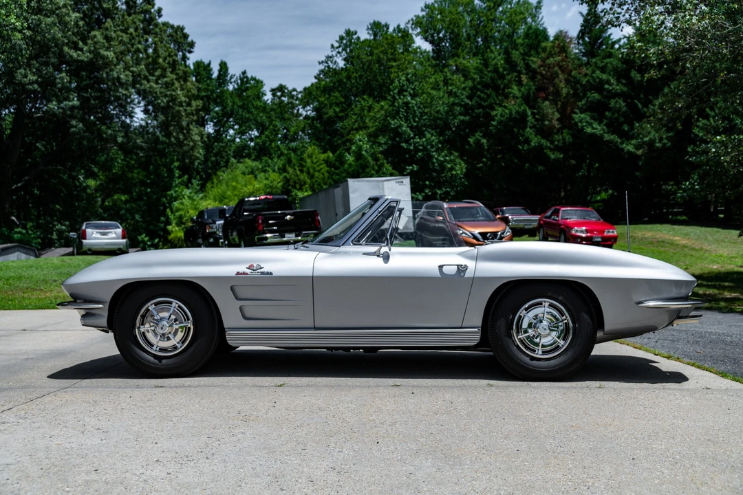 1963 Chevrolet Corvette C2 - Image 15 of 31