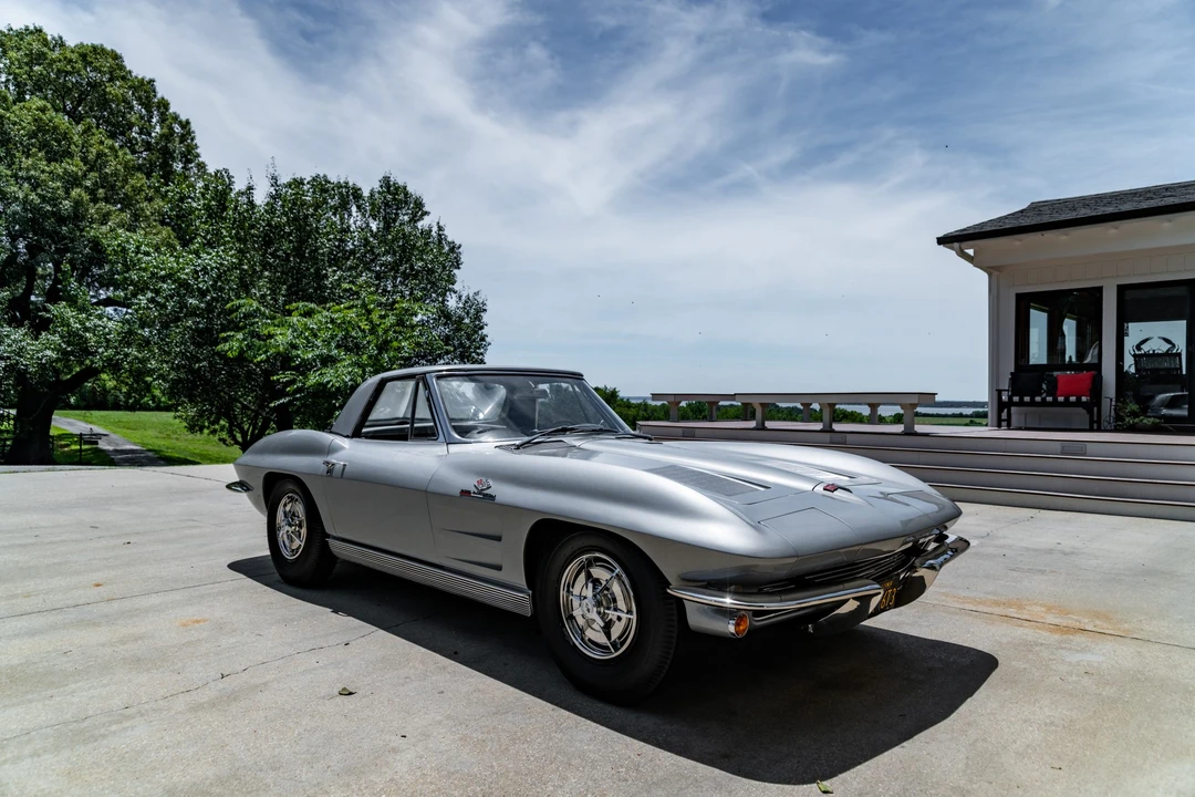 1963 Chevrolet Corvette C2 - Image 12 of 31