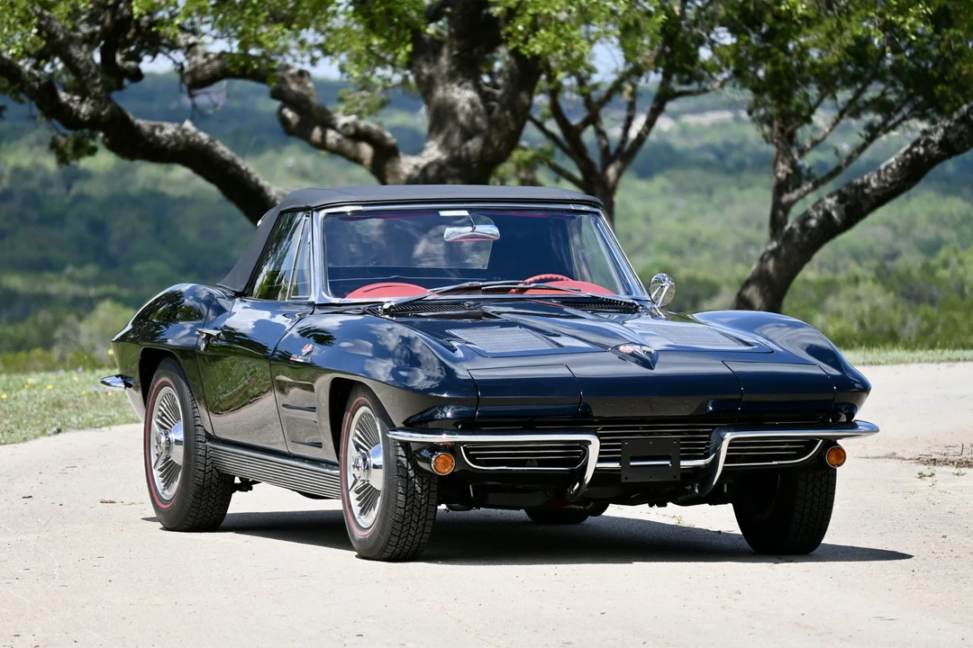 1963 Chevrolet Corvette C2 - Image 23 of 31