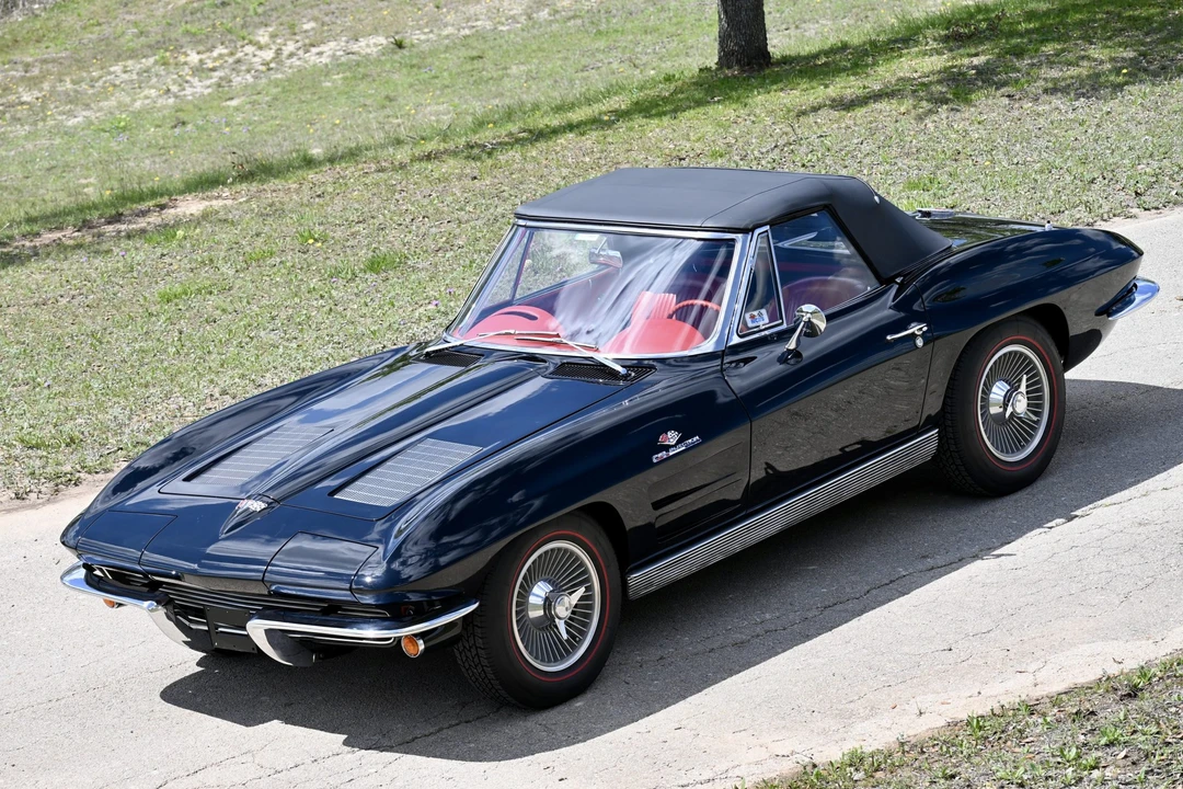 1963 Chevrolet Corvette C2 - Image 15 of 31