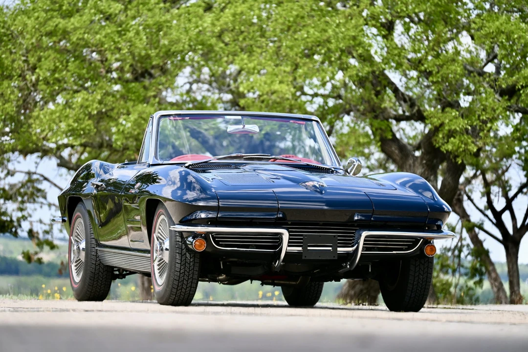 1963 Chevrolet Corvette C2 - Image 11 of 31