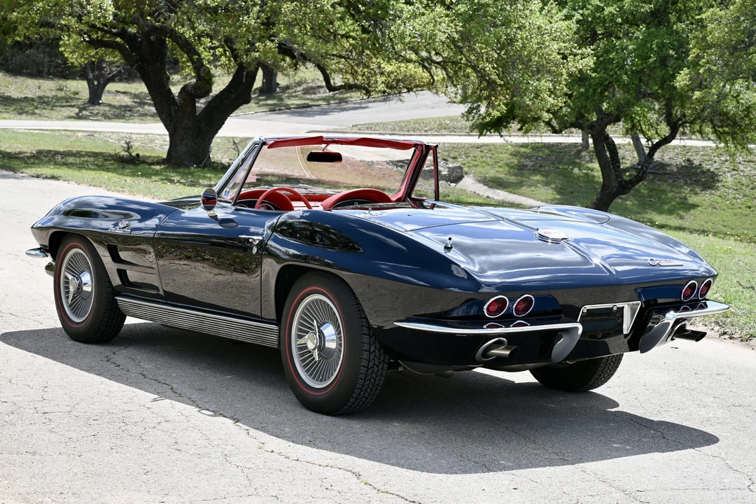 1963 Chevrolet Corvette C2 - Image 6 of 31