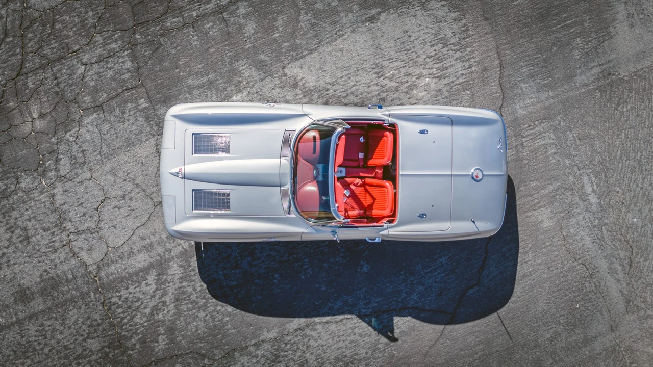 1963 Chevrolet Corvette C2 - Image 16 of 31