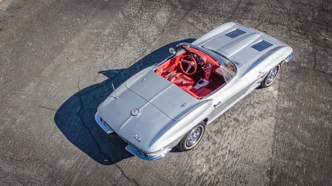 1963 Chevrolet Corvette C2 - Image 14 of 31