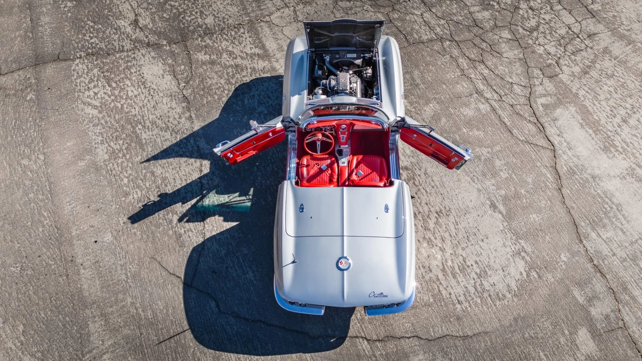1963 Chevrolet Corvette C2 - Image 20 of 31