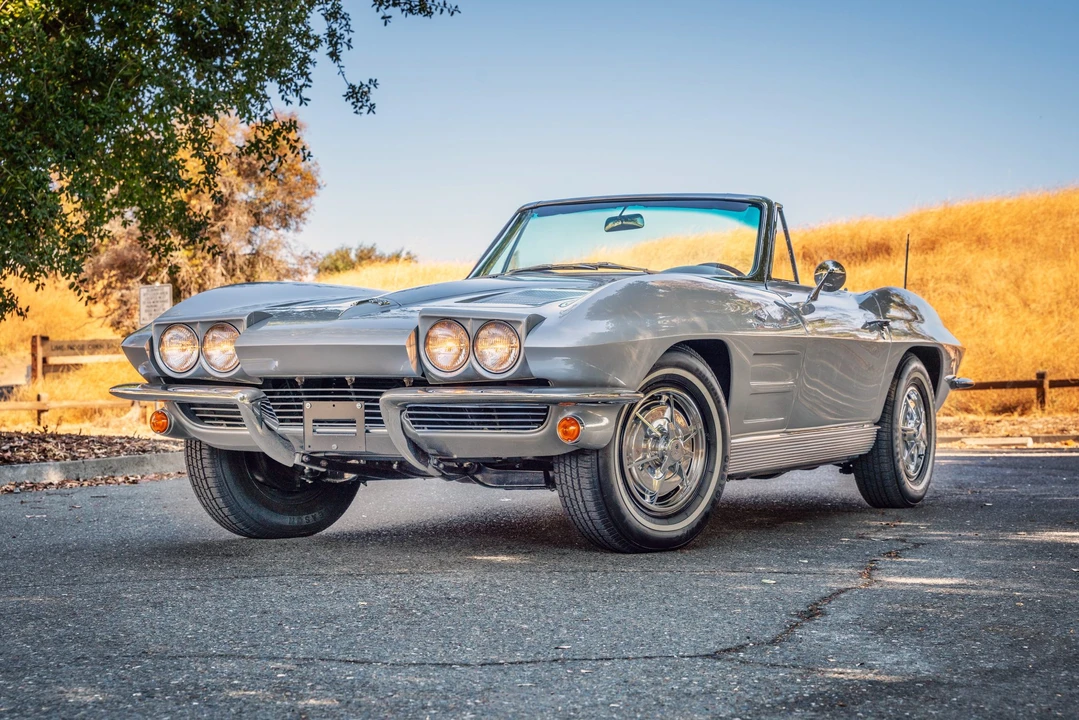 1963 Chevrolet Corvette C2 - Image 6 of 31