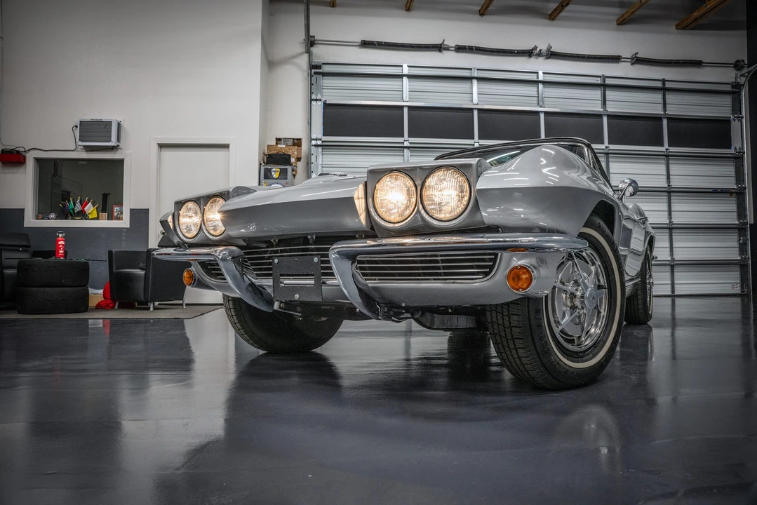 1963 Chevrolet Corvette C2 - Image 29 of 31
