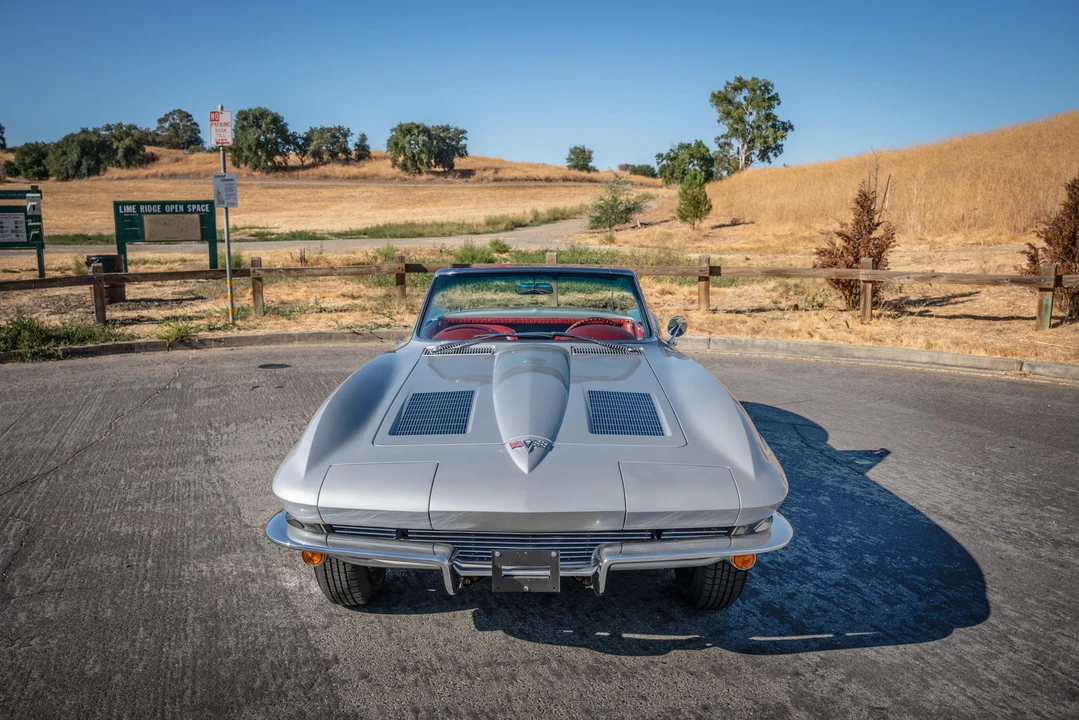 1963 Chevrolet Corvette C2 - Image 4 of 31