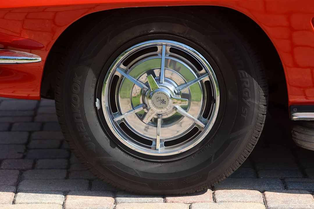 1963 Chevrolet Corvette C2 - Image 26 of 31