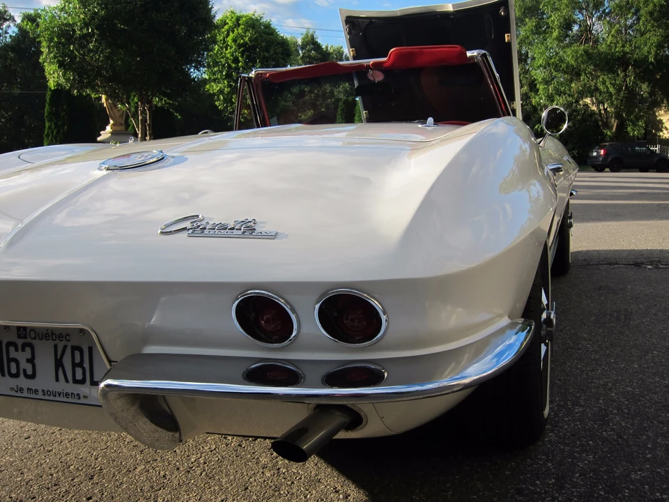 1963 Chevrolet Corvette C2 - Image 24 of 31