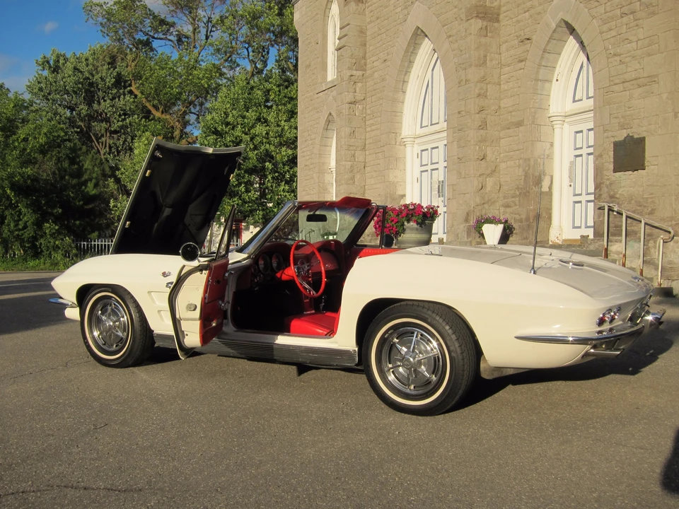 1963 Chevrolet Corvette C2 - Image 13 of 31