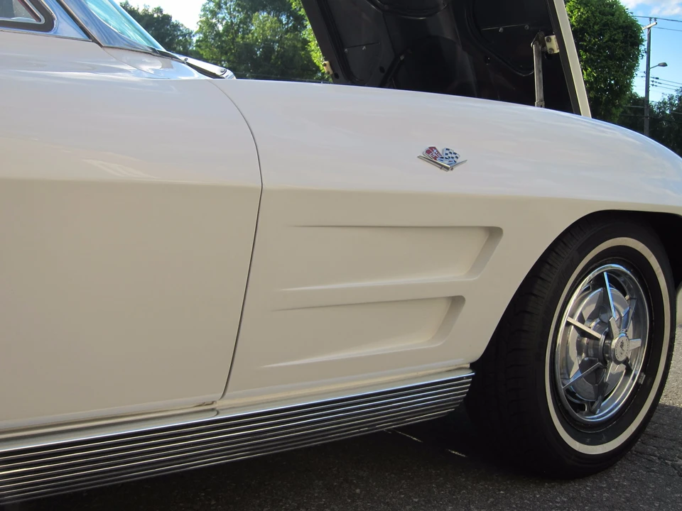 1963 Chevrolet Corvette C2 - Image 28 of 31