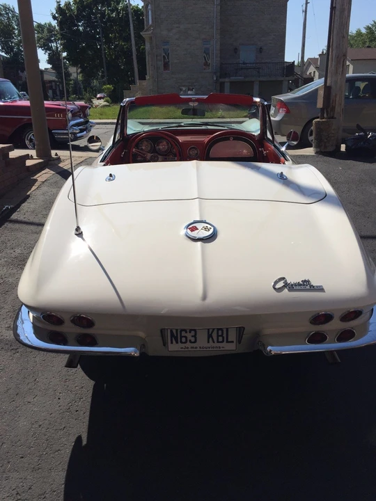 1963 Chevrolet Corvette C2 - Image 16 of 31