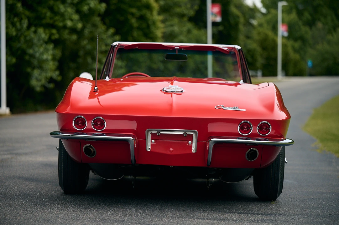 1963 Chevrolet Corvette C2 - Image 8 of 31