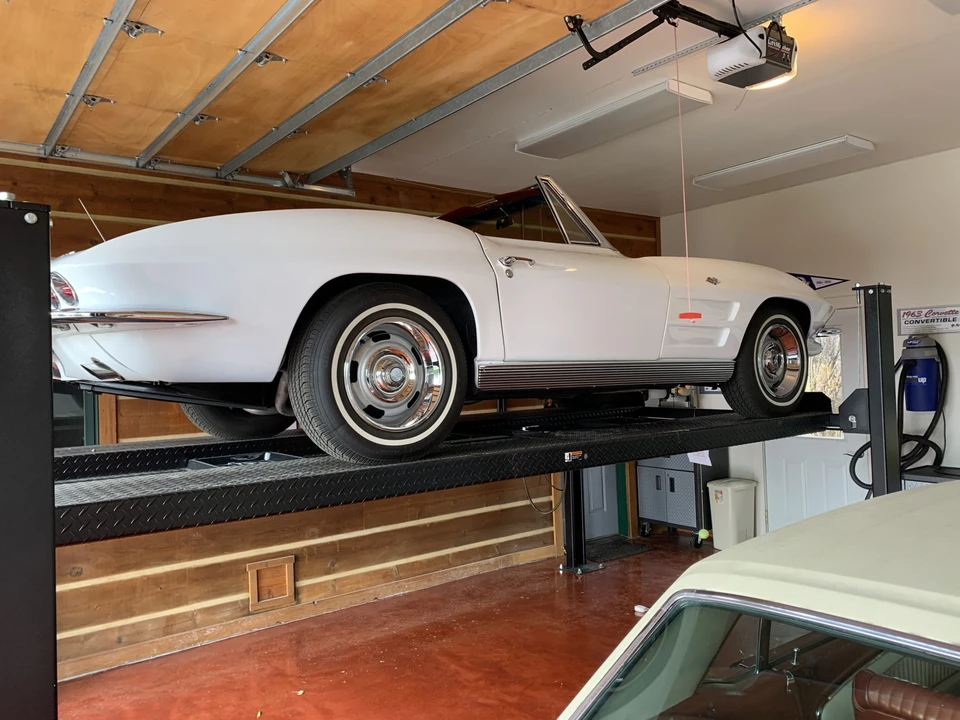 1963 Chevrolet Corvette C2 - Image 15 of 31