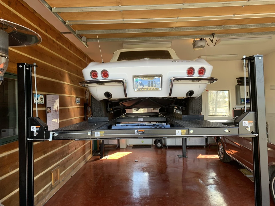 1963 Chevrolet Corvette C2 - Image 16 of 31