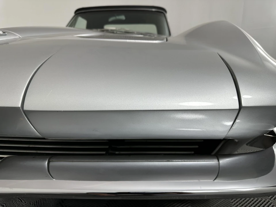 1963 Chevrolet Corvette C2 - Image 27 of 31