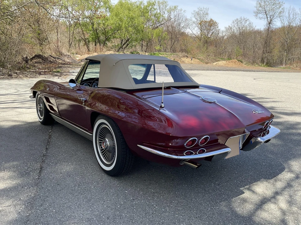 1963 Chevrolet Corvette C2 - Image 25 of 31