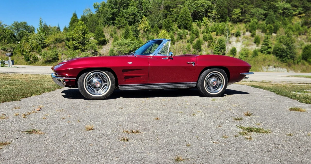 1963 Chevrolet Corvette C2 - Image 10 of 31