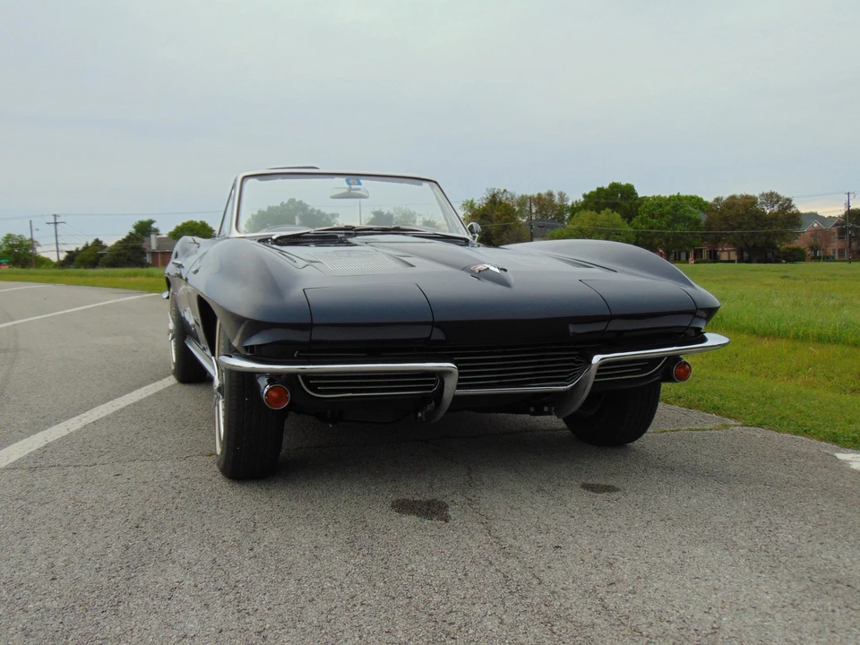 1963 Chevrolet Corvette C2 - Image 16 of 31