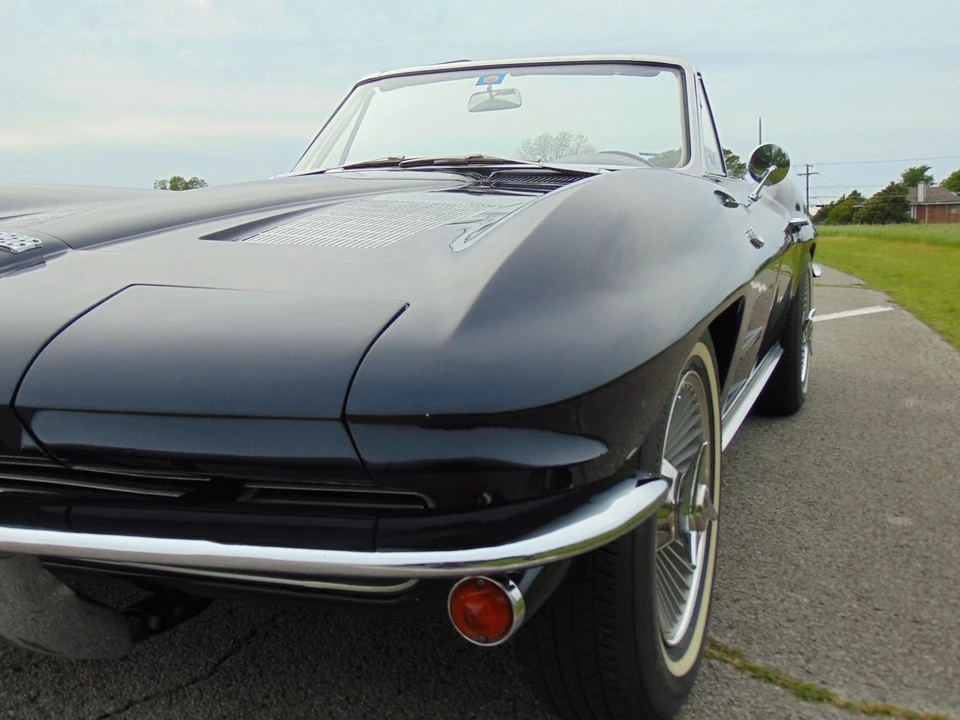 1963 Chevrolet Corvette C2 - Image 17 of 31