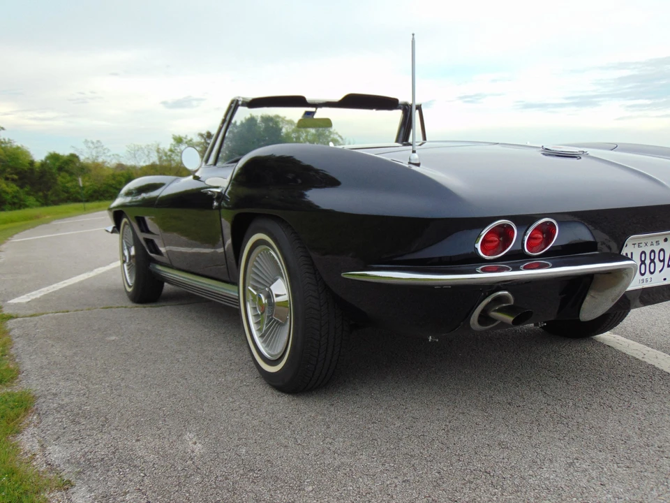 1963 Chevrolet Corvette C2 - Image 13 of 31