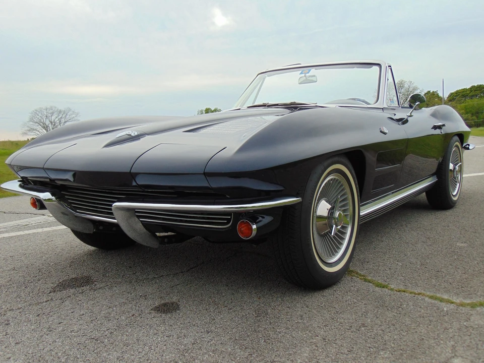 1963 Chevrolet Corvette C2 - Image 3 of 31