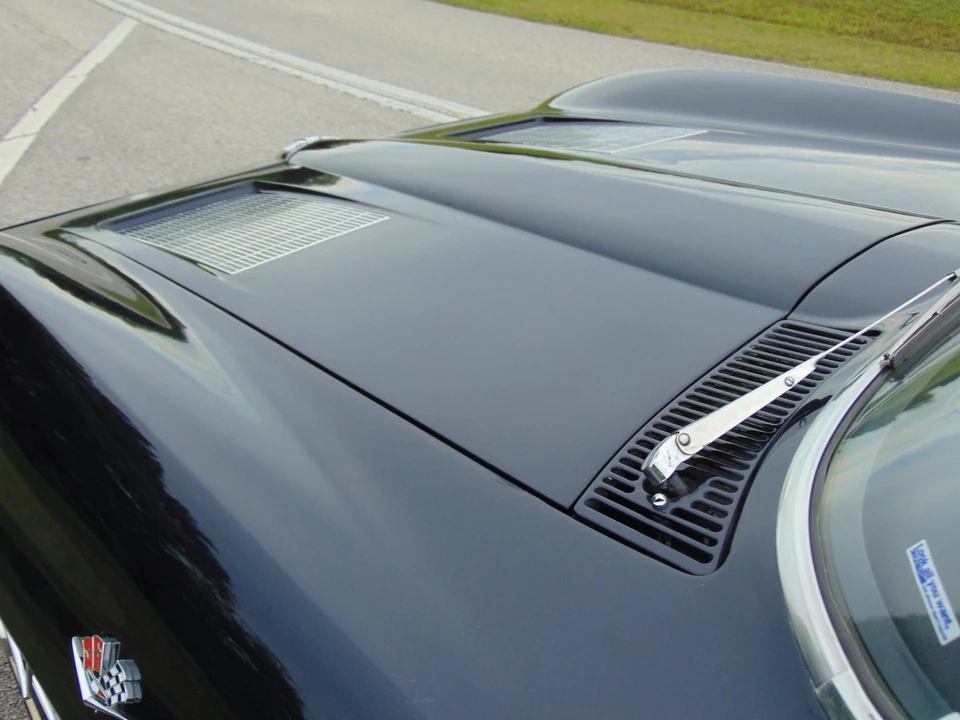 1963 Chevrolet Corvette C2 - Image 20 of 31