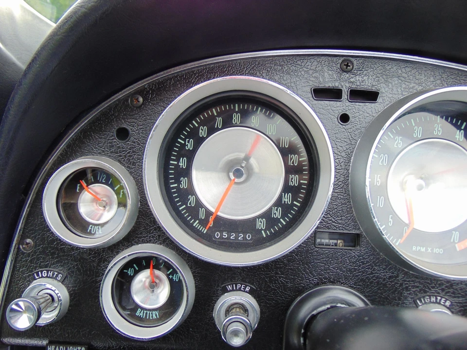 1963 Chevrolet Corvette C2 - Image 30 of 31