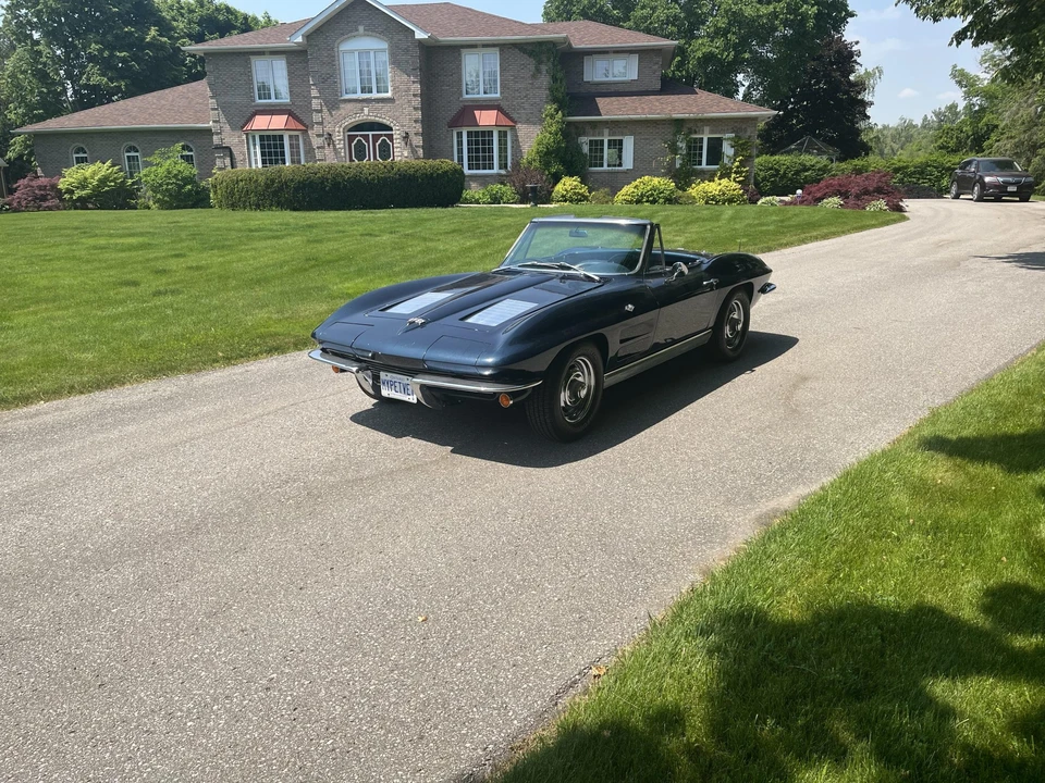 1963 Chevrolet Corvette C2 - Image 11 of 31
