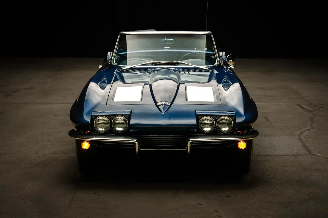 1963 Chevrolet Corvette C2 - Image 6 of 31