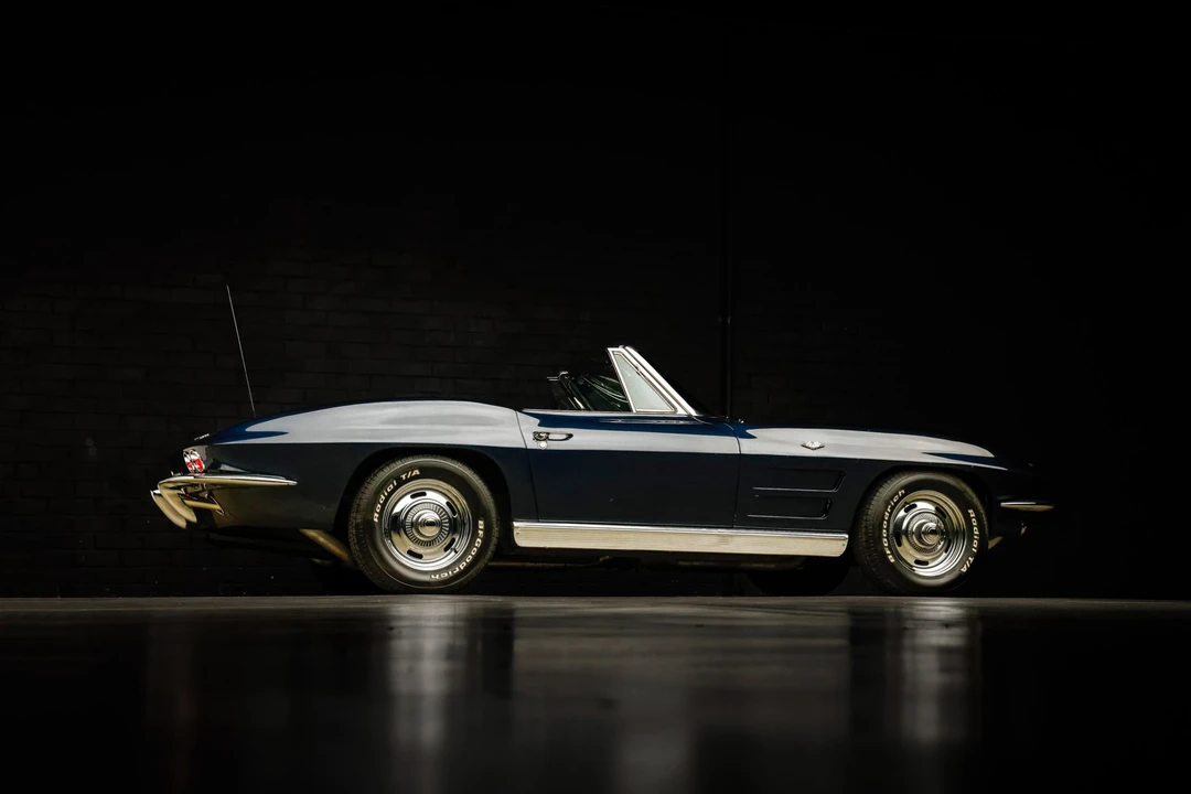 1963 Chevrolet Corvette C2 - Image 17 of 31