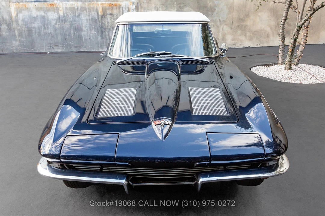 1963 Chevrolet Corvette C2 - Image 10 of 31