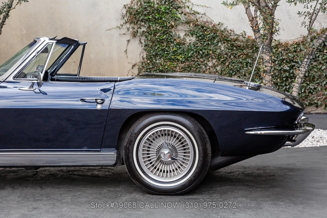 1963 Chevrolet Corvette C2 - Image 19 of 31