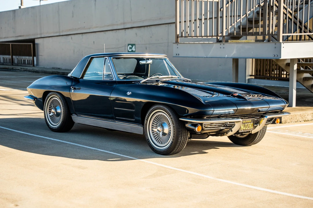 1963 Chevrolet Corvette C2 - Image 30 of 31