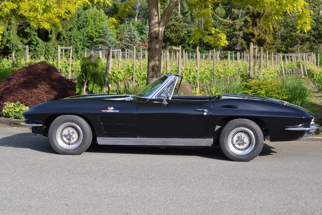 1963 Chevrolet Corvette C2 - Image 6 of 31