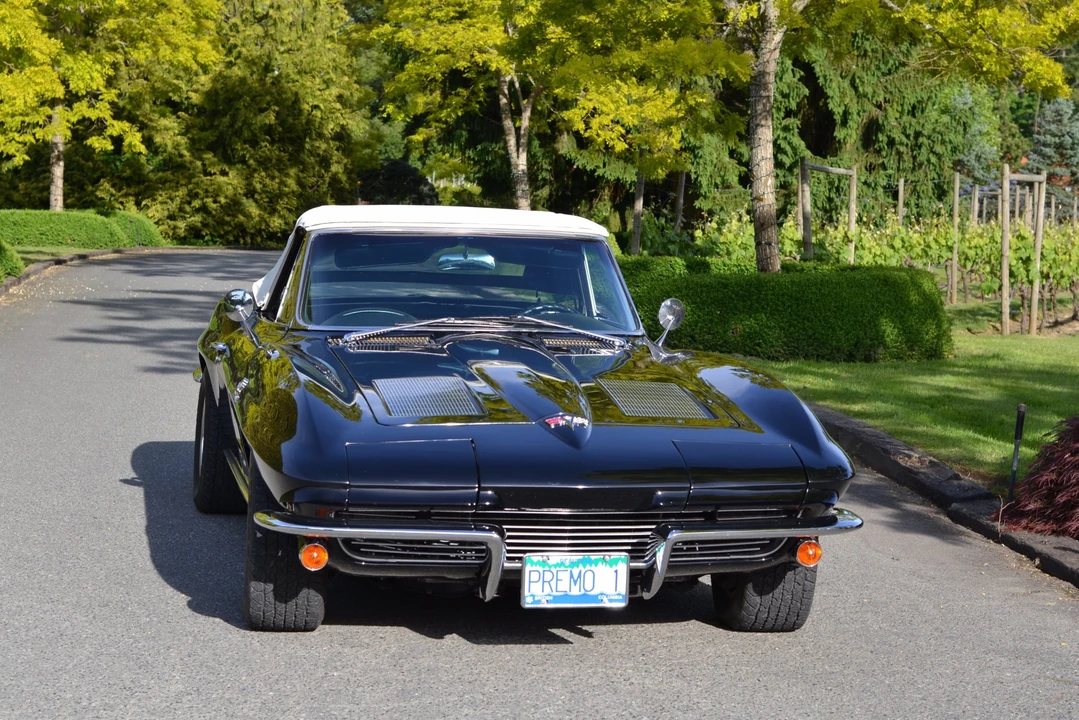 1963 Chevrolet Corvette C2 - Image 10 of 31