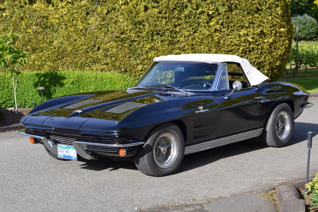 1963 Chevrolet Corvette C2 - Image 11 of 31