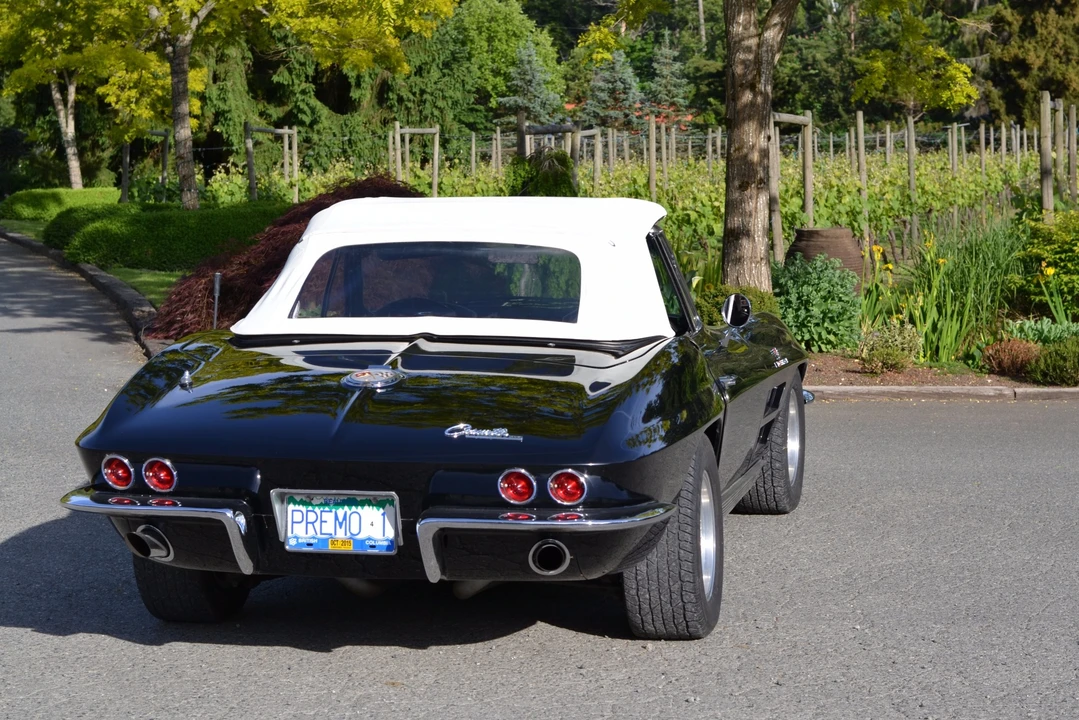 1963 Chevrolet Corvette C2 - Image 14 of 31
