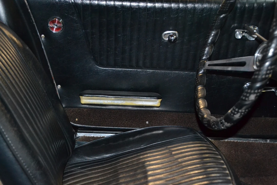 1963 Chevrolet Corvette C2 - Image 30 of 31