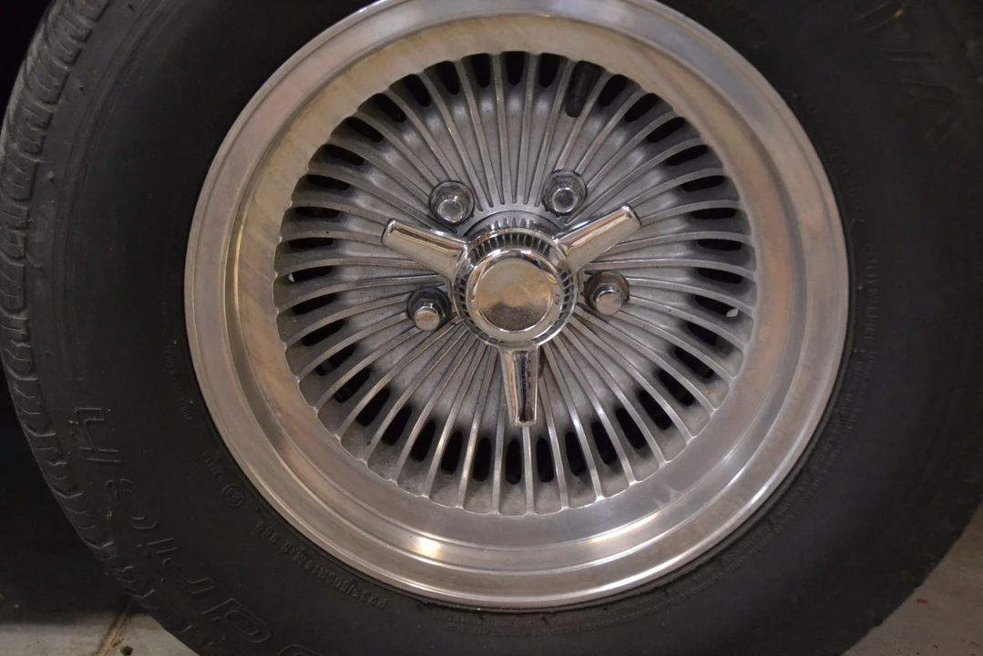 1963 Chevrolet Corvette C2 - Image 19 of 31