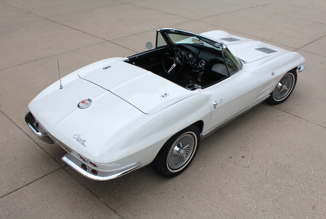 1963 Chevrolet Corvette C2 - Image 7 of 31