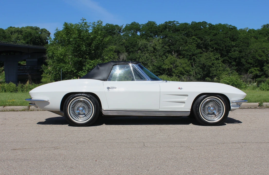 1963 Chevrolet Corvette C2 - Image 4 of 31