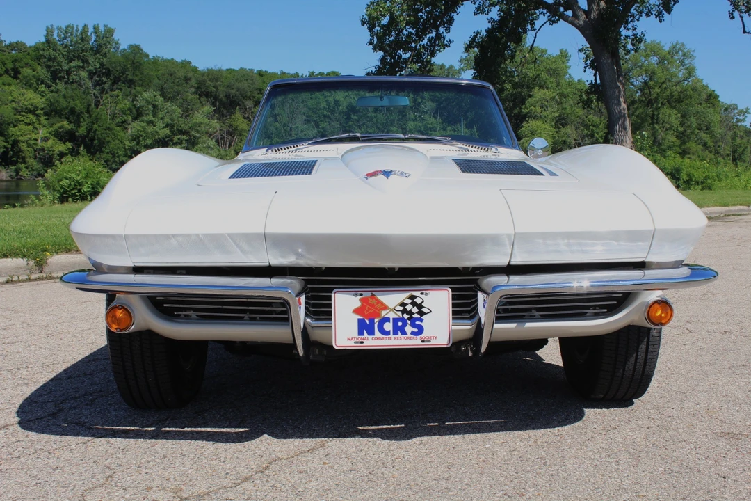 1963 Chevrolet Corvette C2 - Image 11 of 31